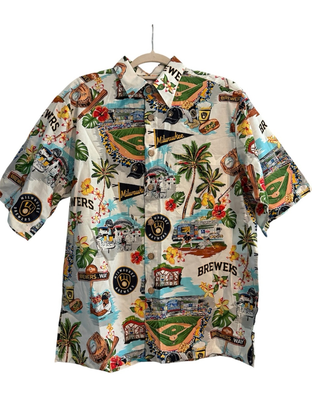 NWT Reyn Spooner Men's Aloha Milwaukee Brewers Scenic Button-Up Shirt Medium